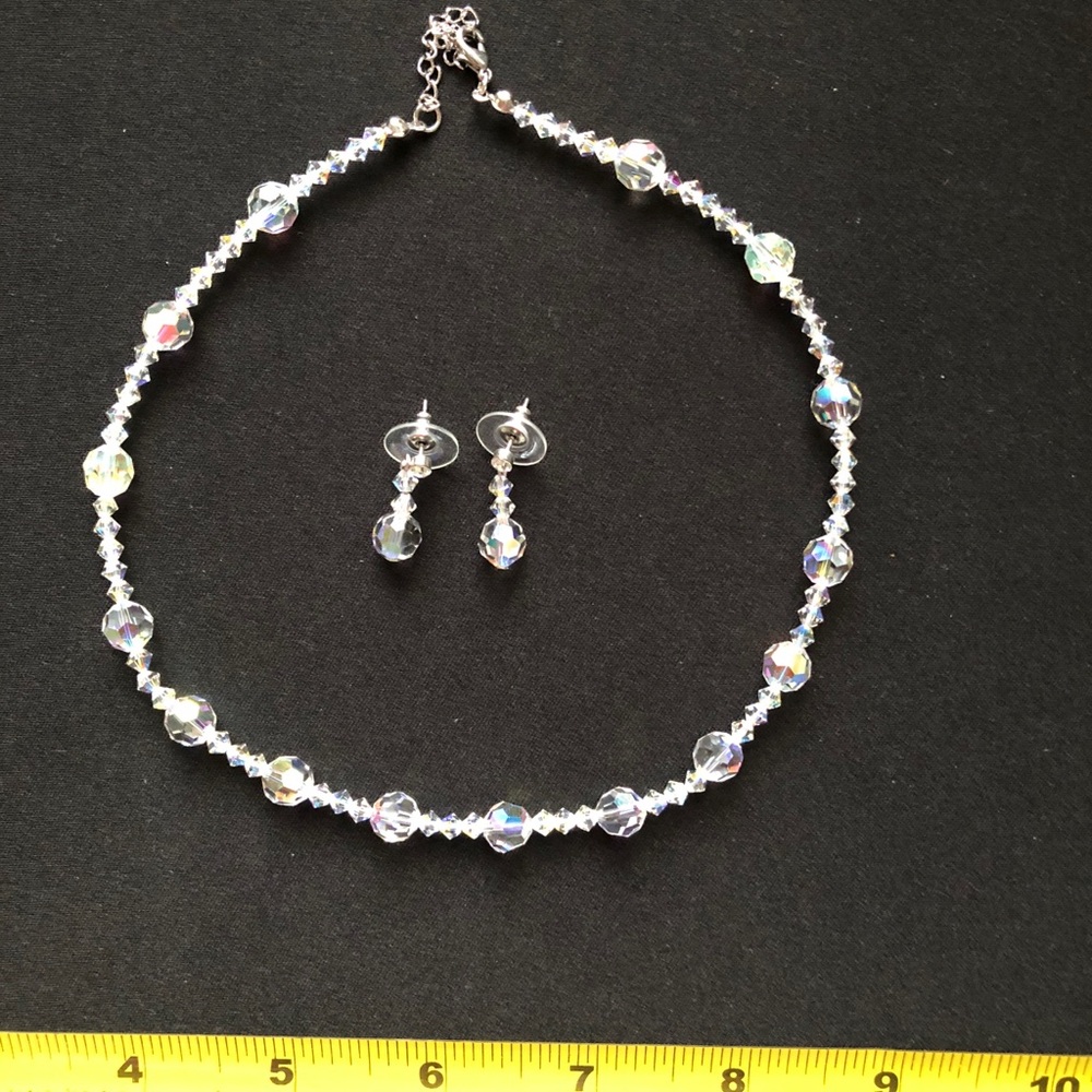 H&M Necklace and earring set